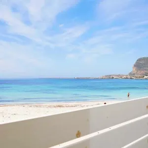 Bed & Breakfast Stabilimento Lido Burrone, Favignana